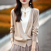 复古中国风假两件羊绒开衫女旗袍领盘扣，套头毛衣宽松羊毛针织外套