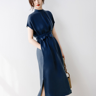 法式高端立领天丝蓝色连衣裙，女2024轻奢气质，直筒收腰显瘦长裙