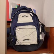 旅行美式双肩包大容量登山包初，高中生书包男电脑包运动户外背包女