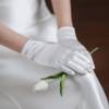 066婚庆手套简约复古白色，短款缎面婚纱礼服晚宴新娘结婚配饰