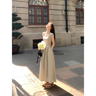 mulvan法式方领针织短袖，连衣裙女2024气质收腰显瘦长裙白色裙子