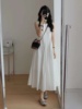 法式连衣裙女夏季百褶高端精致棉质白色背心，遮肚子减龄中长裙
