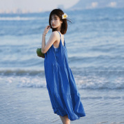 克莱因蓝海边吊带长裙文艺，小清新纯色沙滩，裙大摆无袖棉麻连衣裙女