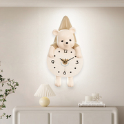 创意钟客厅(钟客厅)挂钟，时钟壁灯充电款约家用艺术装饰挂