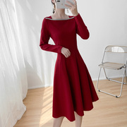 酒红色长袖中国红连衣裙女2022年秋冬收腰显瘦高端气质红裙子