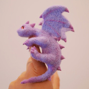 手工羊毛毡diy戳戳乐玩偶娃娃材料，包动漫(包动漫，)幻想紫龙宝宝钥匙扣