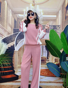 粉色洋气时尚运动褶皱套装，女2024春秋撞色圆领，卫衣卫裤两件套