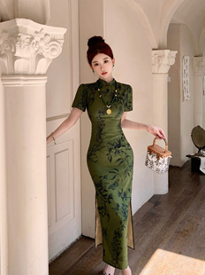 丹青客新中式暗纹提花绿色改良旗袍女气质复古国风短袖连衣裙