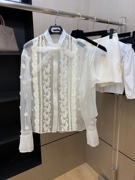 蝴蝶结系带领口长袖重工立体绣花钉珠设计白色衬衫2022年夏季