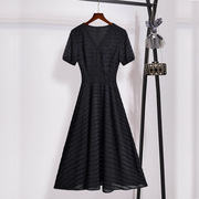 短袖小黑裙女中长款夏季高端黑色连衣裙2023流行英伦风雪纺大摆裙