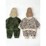 婴幼儿童洋气小豹纹长袖衣服，套装宝宝外穿秋季卫衣炸街卫裤两件嗤