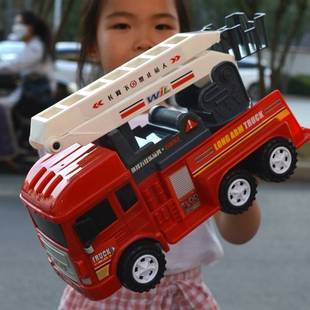 电动消防车玩具大号云梯小孩儿童惯性音乐万向云梯电动消防车玩具