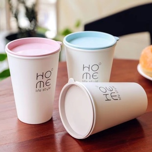 家用办公室美式咖啡杯复古马克杯便携带盖水杯防摔耐高温塑料杯子