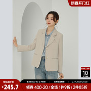 小个子西装外套女2024春秋，韩版设计感小众，单排扣气质休闲西服
