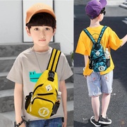 儿童男包包小包时尚男孩斜挎包韩版潮小孩小学生男童胸包帅气旅。