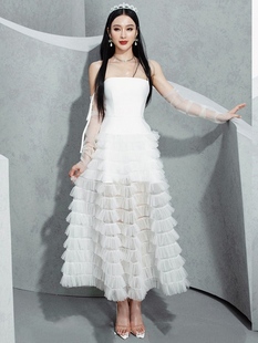 女神范白色(范白色)吊带，连衣裙越南设计师小众气质蛋糕，裙大摆网纱抹胸长裙
