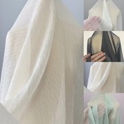 米色顺纡皱天丝雪纺布料，肌理褶皱树皮，皱服装设计师面料手工diy布