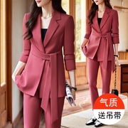 深桃粉色西装套装女2023今年流行设计感小众时尚气质西服外套