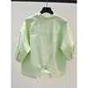 棉质绿色短款衬衫女夏季2024设计感后开叉，独特别致小个子上衣
