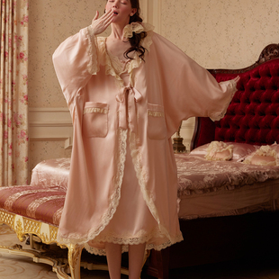 LaceMade 闺房少女 法式复古蕾丝粉色缎面吊带连衣裙家居服睡衣套