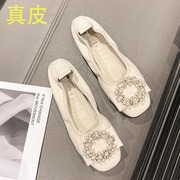 真皮珍珠豆豆鞋女平底方头，浅口软皮软底，单鞋水钻蝴蝶结大码奶奶鞋