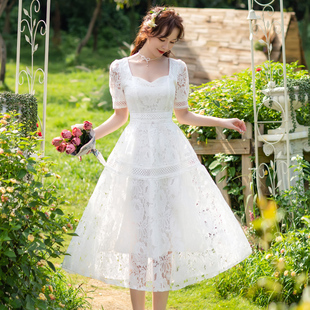 2024夏装蕾丝连衣裙韩版修身显瘦白色超仙气质森系法式中长裙