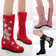 春秋老北京布鞋女靴民族风红色，绣花布靴内增高坡跟中筒长靴棉靴子