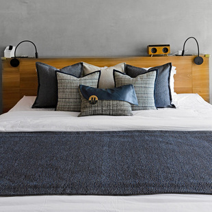 现代轻奢卧室床旗床尾巾床头，靠包靠枕(包靠枕)布艺软装配套深蓝色加厚面料