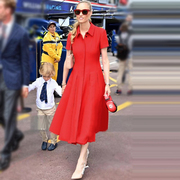 欧美时尚设计感夏季走秀高端气质，修身中长款红色短袖连衣裙女