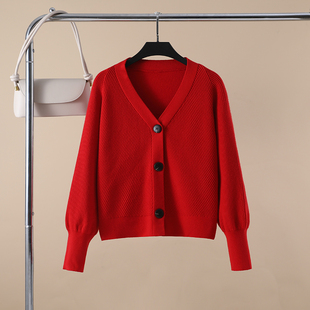 秋冬加厚外套短款设计感纯色蝙蝠，袖红色毛衣v领宽松红色长袖