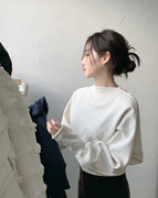 设计感纯棉短款卫衣女2023秋冬蝙蝠袖收腰，休闲套指加绒小个子上衣