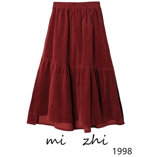 秋冬季灯芯绒半身裙酒，红色复古中长款开衩设计a字裙高腰裙子2024
