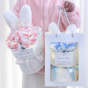 情人节兔子兔耳朵花束包装成品，材料包手捧花，diy材料毛绒礼物生日