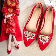 红色低跟单鞋女2023舒适平底尖头浅口仙女中式婚鞋孕妇新娘鞋
