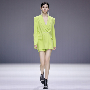 MAGGIE MA设计师款柳黄荧光绿色独特时髦高腰短裤通勤日常