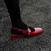 法式漆皮玛丽珍凉鞋女2024夏圆头粗跟水钻一字带粗跟红色单鞋