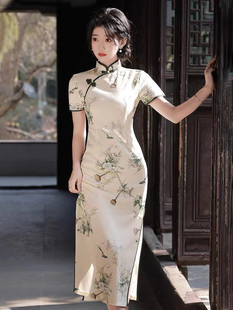 中长款夏新中式国风改良素雅旗袍，2024年夏季年轻款少女修身长