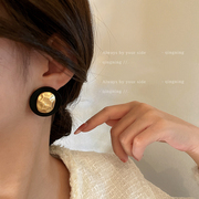 金色大耳钉2023韩国气质耳环女轻奢，高级感冷淡风法式耳饰