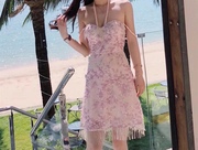 高级定制粉色钉珠亮片，刺绣吊带沙滩裙，海边度假礼服连衣裙