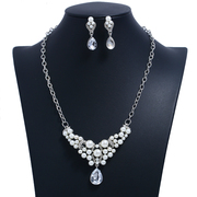 欧美珠宝套装时尚百搭奢华8字蝴蝶结链水晶珍珠项链耳环