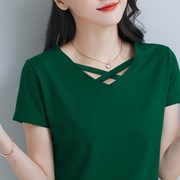 品牌v领短袖t恤女2024年夏女装(夏女装，)修身上衣中年绿色体恤衫0618m