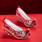 岚悦榆原创加绒秀禾婚鞋坡跟，翘头中式婚礼，红色新娘汉服鞋子女冬季