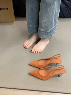 titing尖头高跟鞋ins橘色，显白尖头细跟单鞋，韩版通勤气质跟鞋女