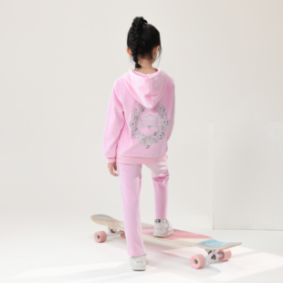 2023秋季女大童女孩洋气高级粉色天鹅绒套装时髦粉色休闲服