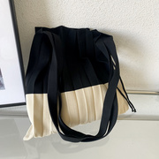 ins韩国拼接皱褶包可折叠针织单肩包环保购物袋女士撞色风琴包