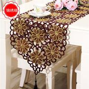 欧式古典绣花涤纶桌旗 餐垫 餐桌桌布 桌椅套件供应