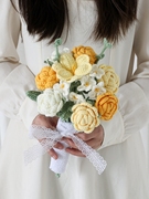 成品毛线针织玫瑰郁金香，手捧花新娘，小清新花束送闺蜜结婚礼物