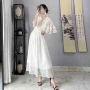 白色雪纺连衣裙女夏季2024收腰显瘦气质高级感仙女，复古中长裙