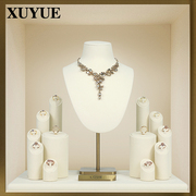 珠宝展示道具耳环，首饰架米白色超纤珠宝，项链耳环饰品陈列架