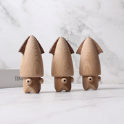 个性日式创意可爱榉木，小鱿鱼牙签筒木制动物，造型牙签罐生日礼物